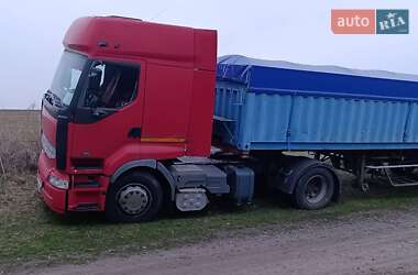 Зерновоз Renault Premium 2004 в 