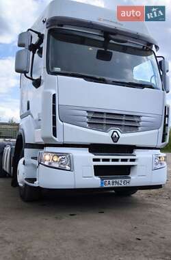 Тягач Renault Premium 2008 в Умані