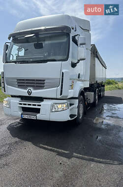 Тягач Renault Premium 2010 в 