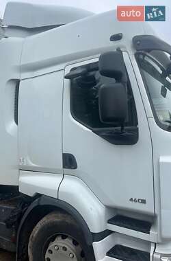 Тягач Renault Premium 2012 в 