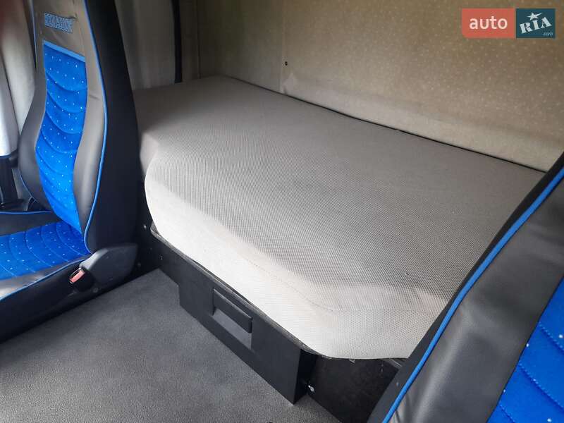 Тягач Renault Premium 2006 в Киеве