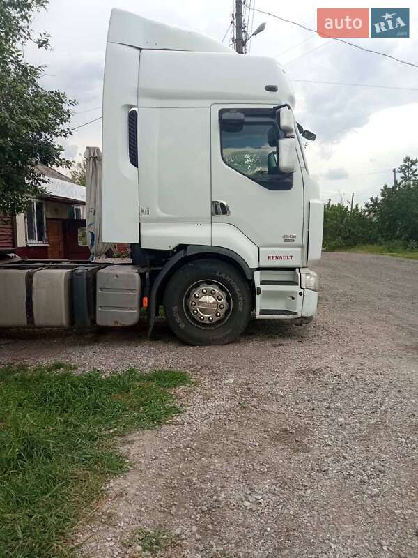 Тягач Renault Premium 2007 в Балаклії