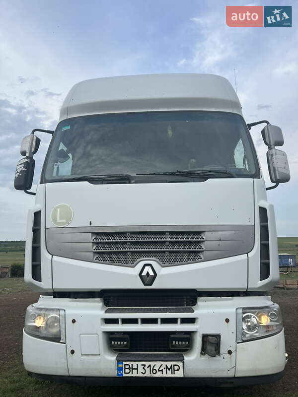 Тягач Renault Premium 2006 в 
