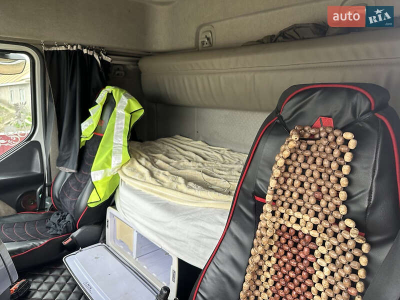 Тягач Renault Premium 2006 в Болграде