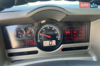 Тягач Renault Premium 2009 в 