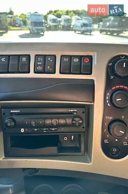 Тягач Renault Premium 2013 в 
