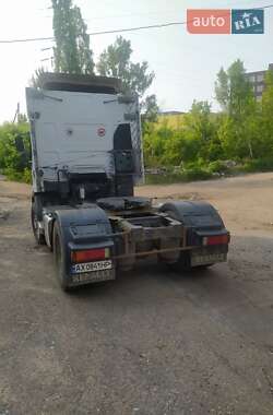 Тягач Renault Premium 2002 в 
