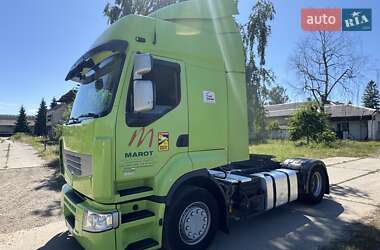 Тягач Renault Premium 2013 в 