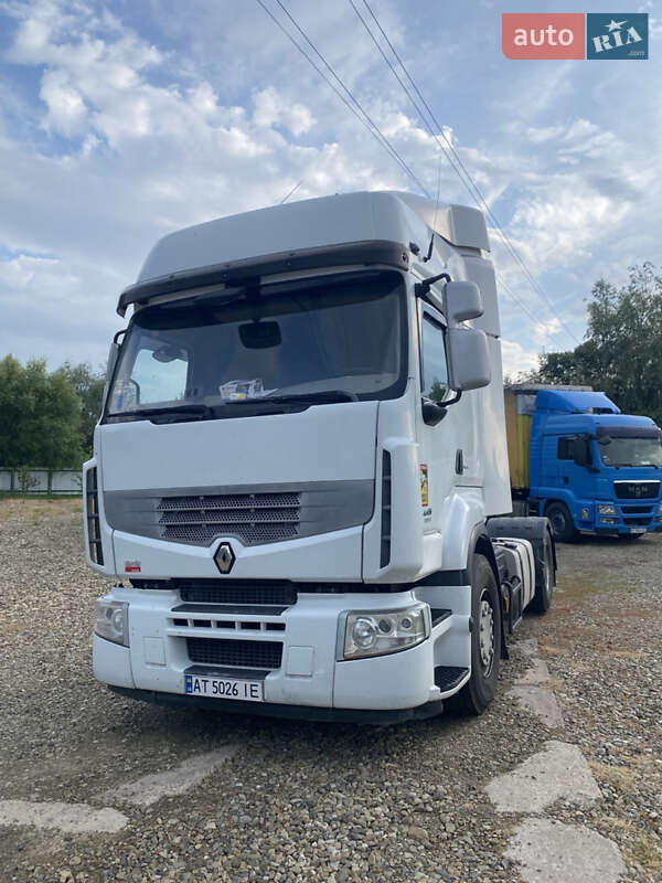 Renault Premium 2011