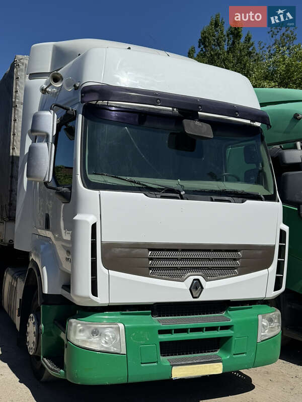 Renault Premium 2011