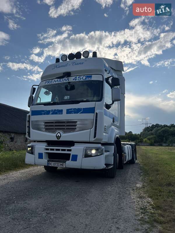 Тягач Renault Premium 2008 в Львове