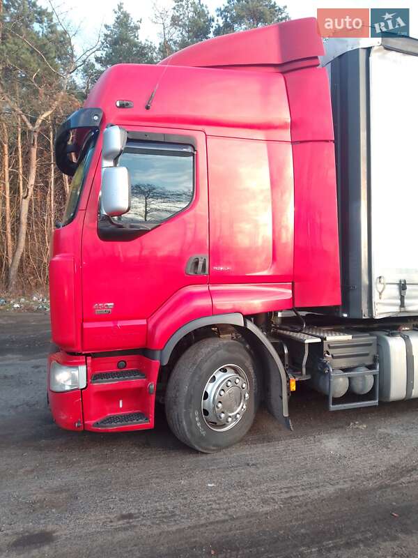 Тягач Renault Premium 2008 в Ивано-Франковске