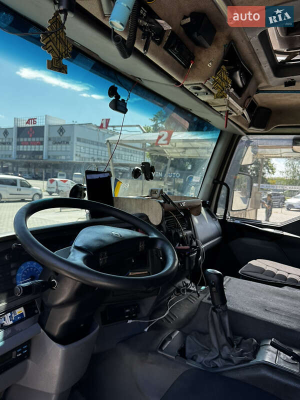 Автовоз Renault Premium 2005 в Черновцах