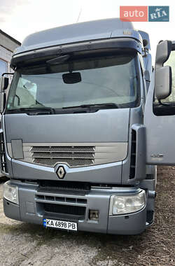 Тягач Renault Premium 2012 в 