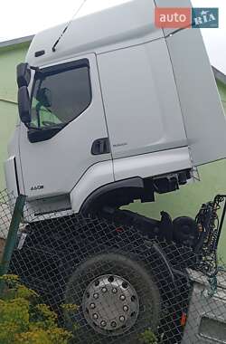 Тягач Renault Premium 2012 в 