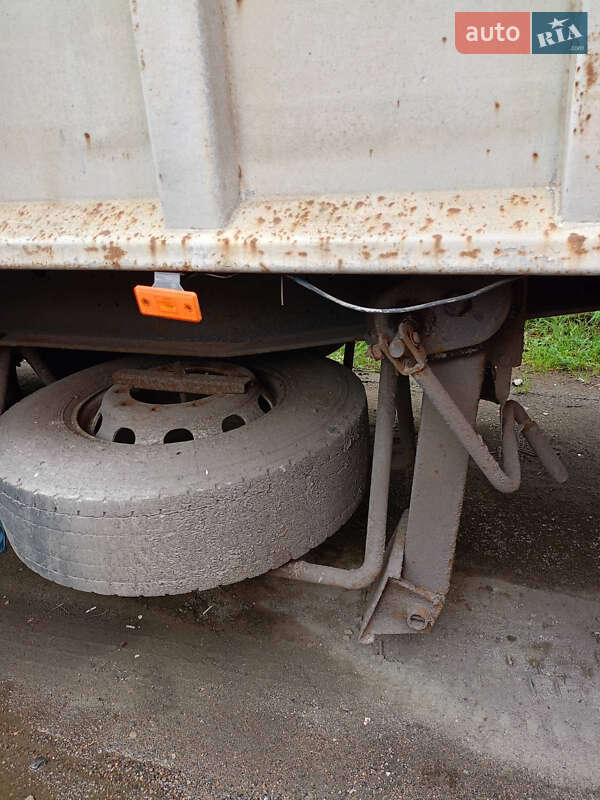 Самоскид Renault Premium 2002 в Дніпрі