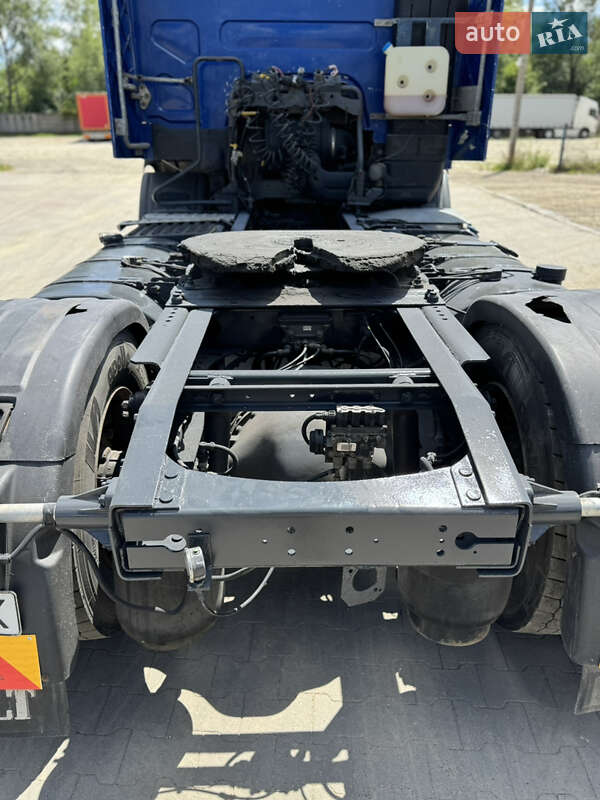 Тягач Renault Premium 2008 в Долине