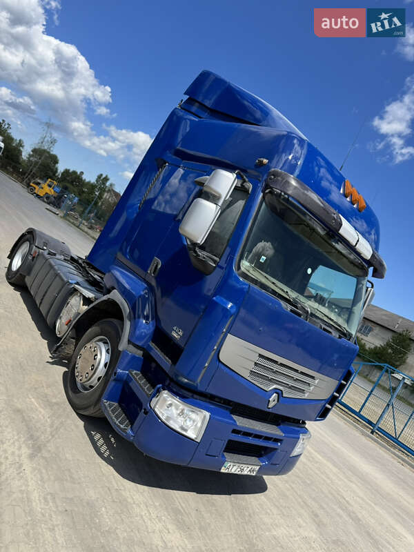 Тягач Renault Premium 2008 в Долине