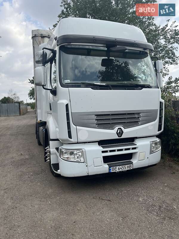 Тягач Renault Premium 2008 в 