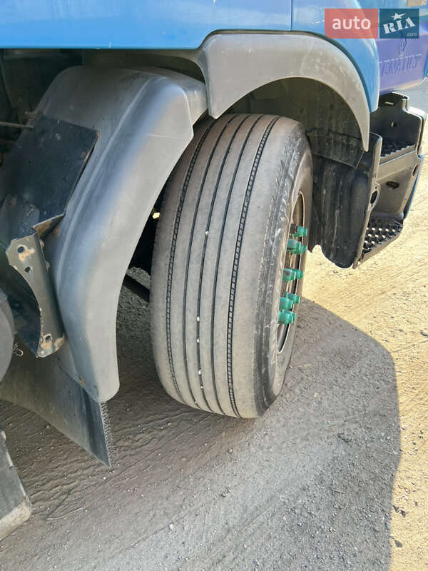 Тягач Renault Premium 2001 в Новомосковске