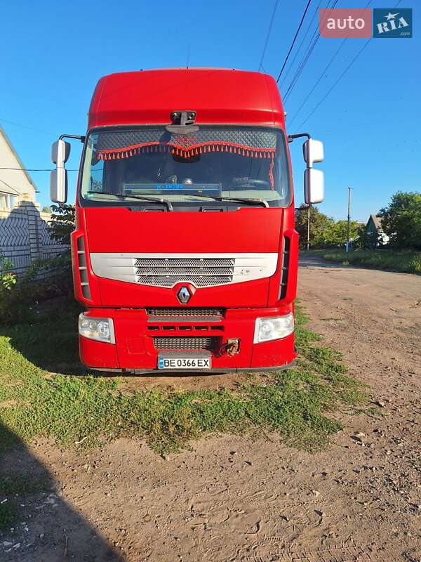 Тягач Renault Premium 2009 в Баштанке