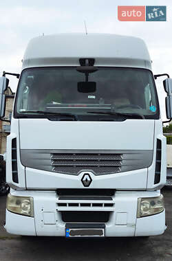Тягач Renault Premium 2009 в Ровно