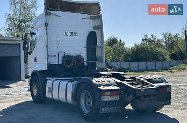 Тягач Renault Premium 2011 в 