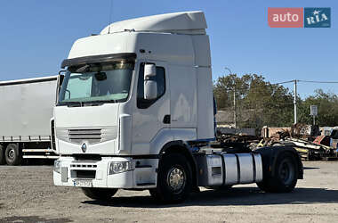 Тягач Renault Premium 2011 в 