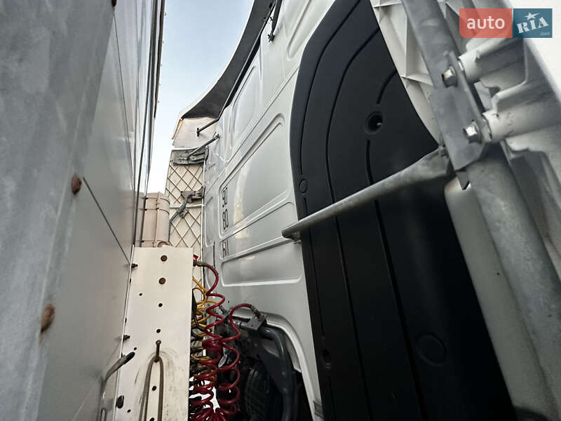 Тягач Renault Premium 2006 в Умани