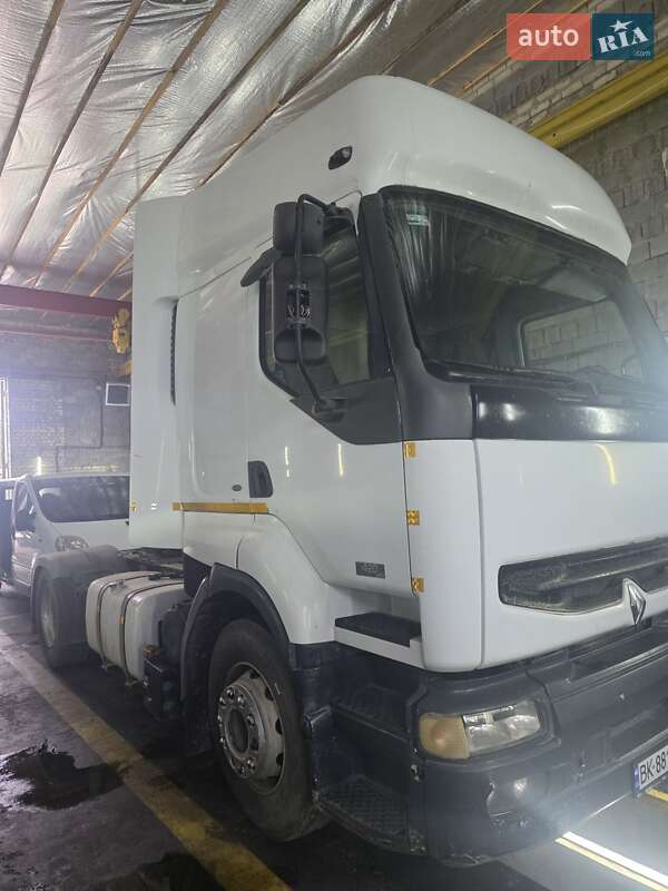 Тягач Renault Premium 2005 в Славуте