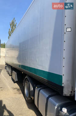 Тягач Renault Premium 2011 в 