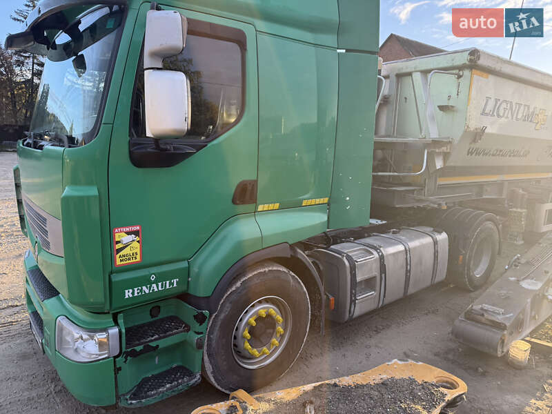 Тягач Renault Premium 2012 в Львове