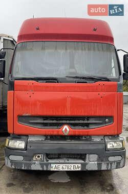 Тягач Renault Premium 2000 в Дніпрі