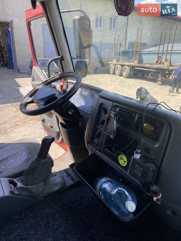 Тягач Renault Premium 2006 в Долине фото 14 Тягач Renault Premium 2006 в Долине