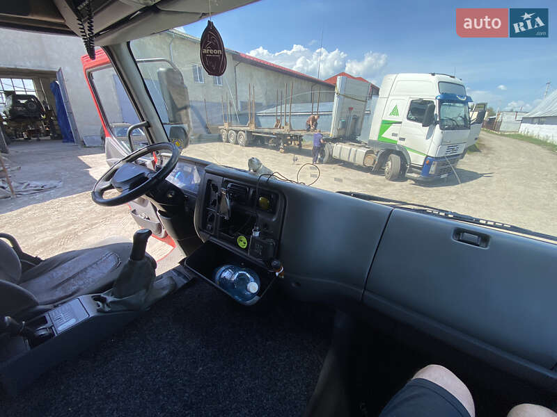 Тягач Renault Premium 2006 в Долине фото 15 Тягач Renault Premium 2006 в Долине