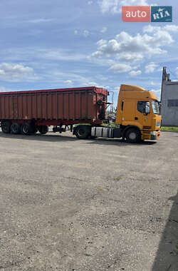 Тягач Renault Premium 2011 в 