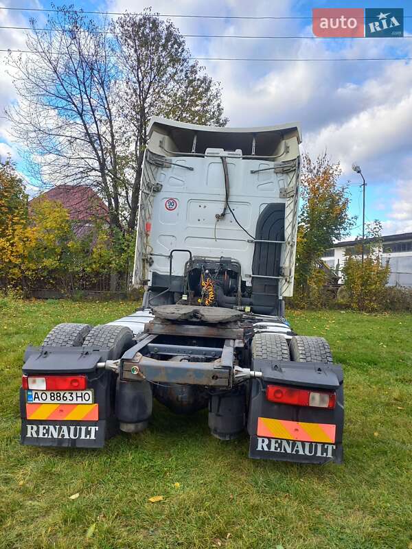 Тягач Renault Premium 2008 в Иршаве