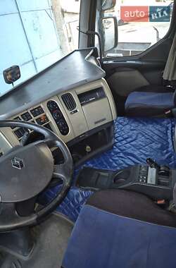 Тягач Renault Premium 2013 в 