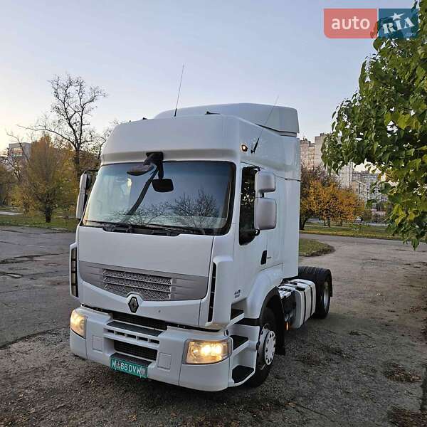 Тягач Renault Premium 2013 в Кривому Розі