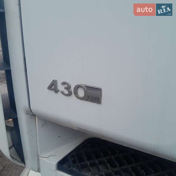 Тягач Renault Premium 2012 в Києві