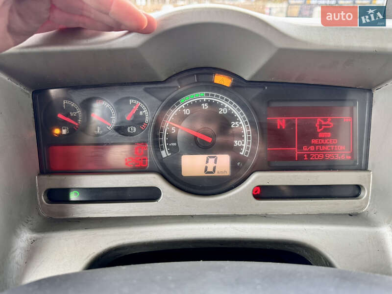 Тягач Renault Premium 2009 в Ровно фото 23 Тягач Renault Premium 2009 в Ровно