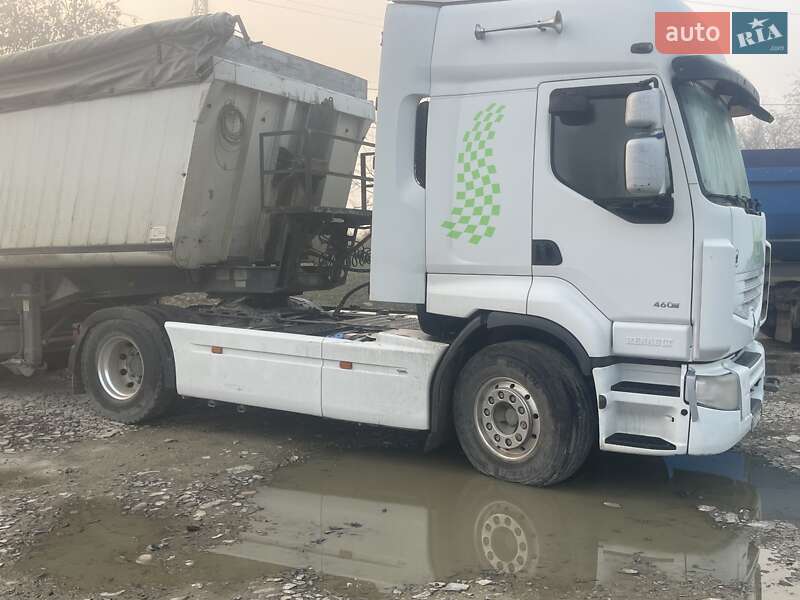 Renault Premium 2012