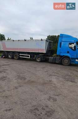 Тягач Renault Premium 2008 в Луцке