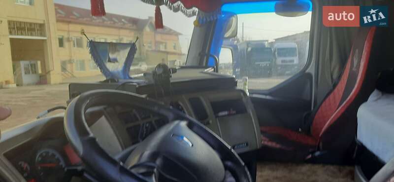 Тягач Renault Premium 2011 в Львові фото 2 Тягач Renault Premium 2011 в Львові