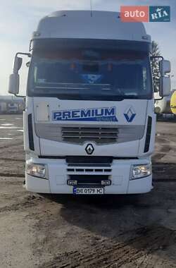 Тягач Renault Premium 2011 в Львове