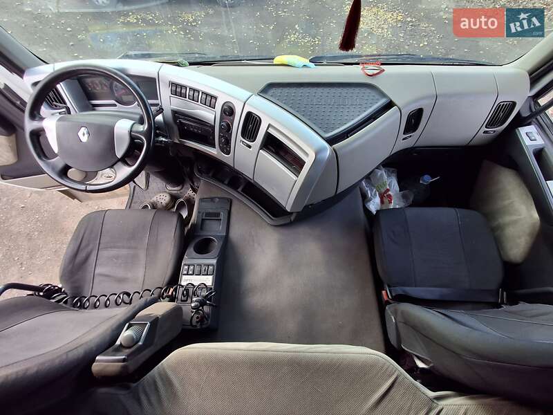 Тягач Renault Premium 2011 в Дніпрі