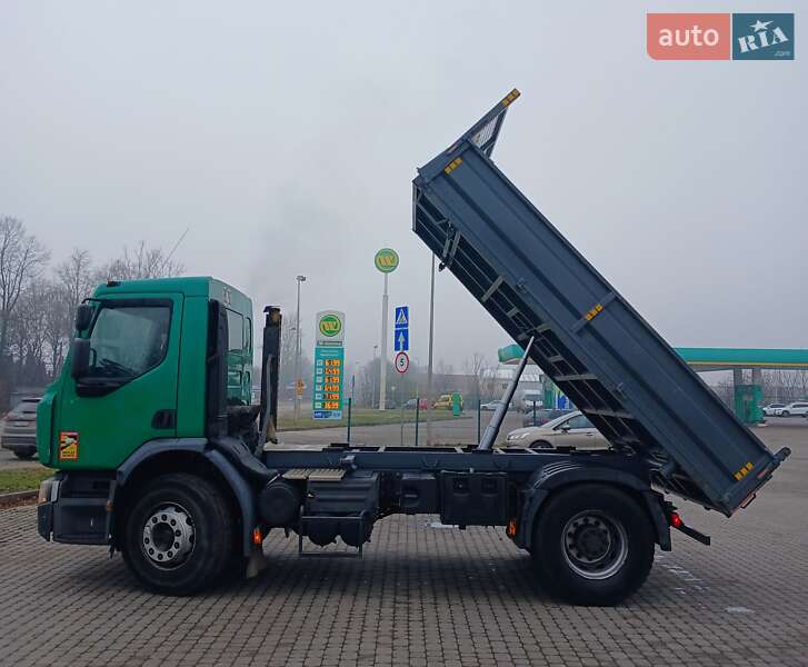 Самосвал Renault Premium 2010 в Ивано-Франковске