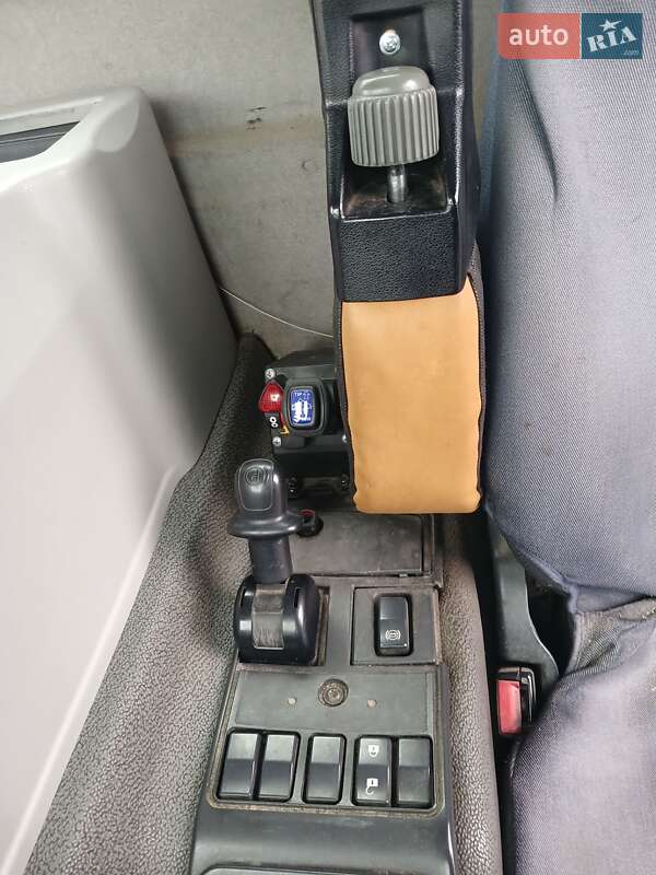 Самосвал Renault Premium 2010 в Ивано-Франковске