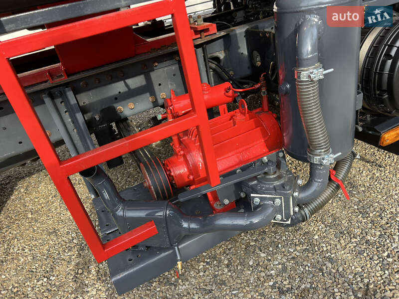 Машина ассенизатор (вакуумная) Renault Premium 2001 в Черновцах