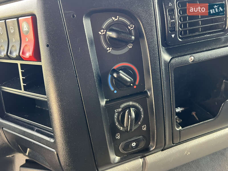 Машина ассенизатор (вакуумная) Renault Premium 2001 в Черновцах